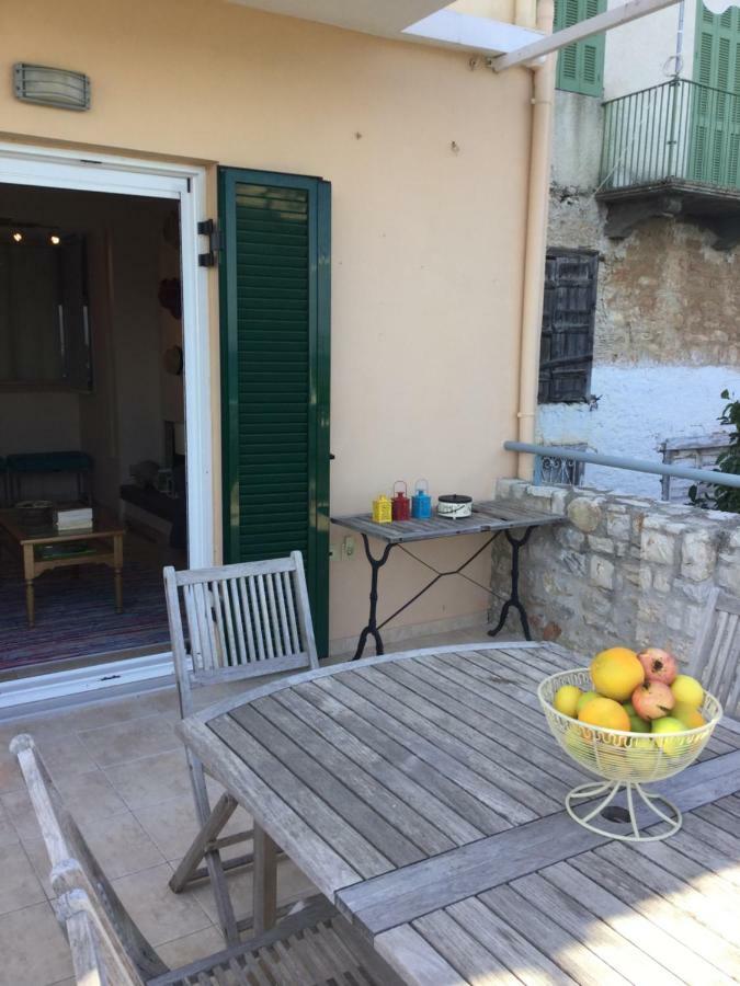 Seafront Apartment Ιι In Kiveri, Near Nafplion. Экстерьер фото